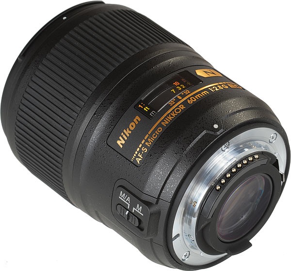 Hình ảnh ống kính AF-S Micro-Nikkor 60mm f / 2.8G ED.  Nguồn: Kenrockwell.com