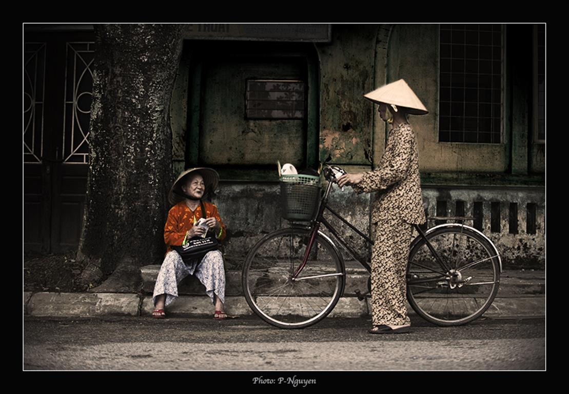 Một bức ảnh mô tả chân thật cuộc sống đời thường ở Hà Nội. 