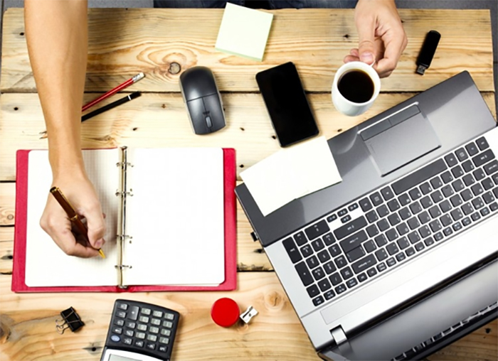 Sinh viên giỏi ngoại ngữ có thể chọn việc dịch thuật online để kiếm tiền Sinh viên giỏi ngoại ngữ có thể chọn việc dịch thuật online để kiếm tiền