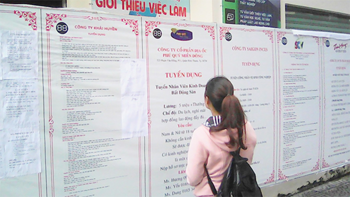 Sinh viên cần tìm hiểu kỹ thông tin tuyển dụng để tránh bị lừa đảo Sinh viên cần tìm hiểu kỹ thông tin tuyển dụng để tránh bị lừa đảo
