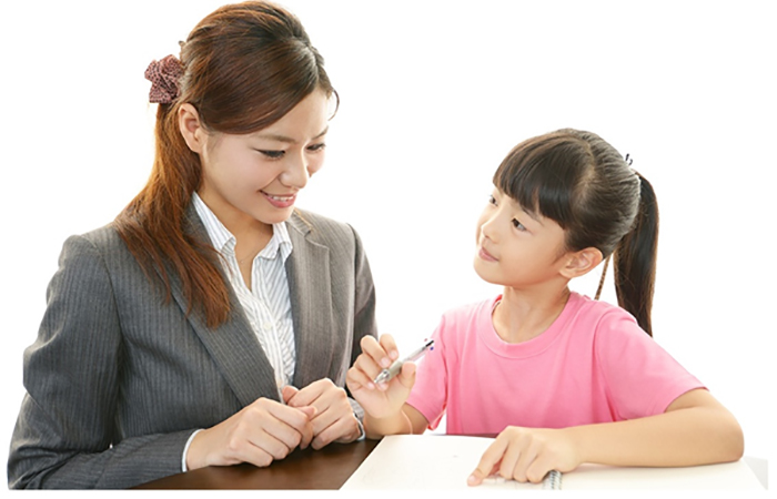 Gia sư là công việc làm thêm cho sinh viên biết tiếng Trung phổ biến hiện nay