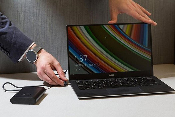 Đảm bảo laptop, điện thoại của bạn luôn được sạc đầy pin Đảm bảo laptop, điện thoại của bạn luôn được sạc đầy pin