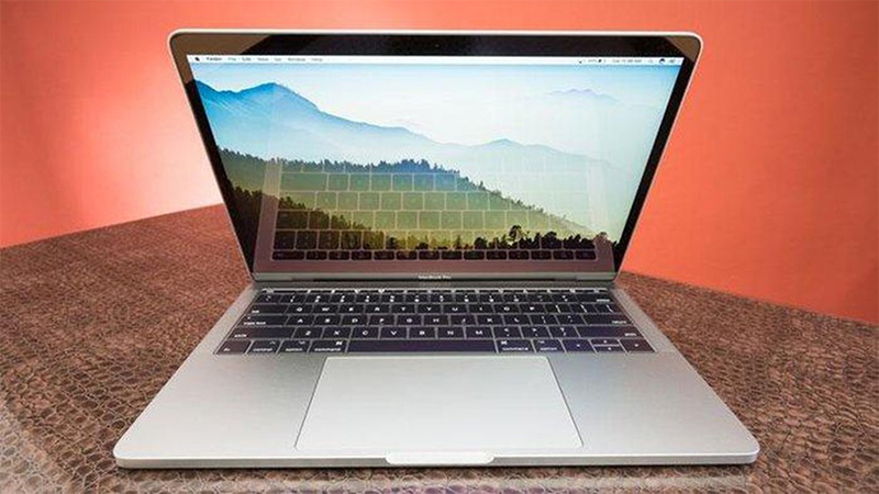 Đánh giá chi tiết Macbook 13 inch 2017 - Những nâng cấp nổi bật