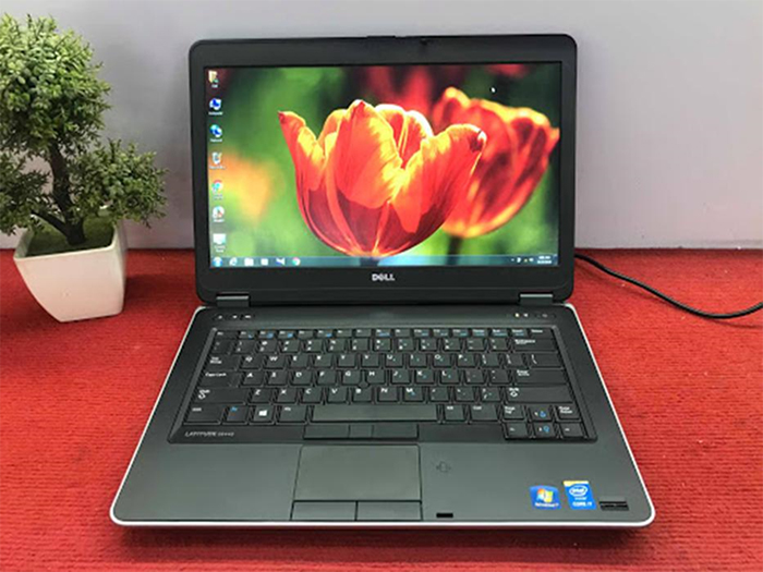 Với laptop Dell Latitude E6440 có thể chạy nhiều ứng dụng một cách thoải mái