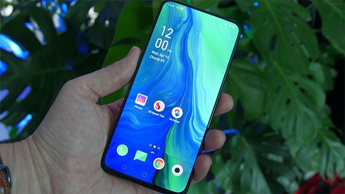 Oppo Reno sở hữu 2 camera sau 48MP và 5MP góc rộng, trong khi đó camera trước là 16MP Oppo Reno sở hữu 2 camera sau 48MP và 5MP góc rộng, trong khi đó camera trước là 16MP
