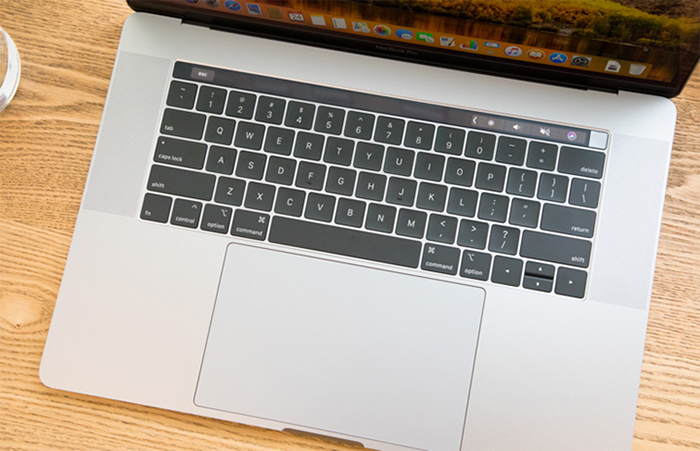 Thiết kế của MacBook pro 2018 không khác biệt so với các bản trước đây