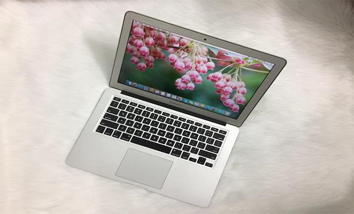 Laptop Macbook Air Core i7 512GB 2015 tạo được ấn tượng mạnh mẽ Laptop Macbook Air Core i7 512GB 2015 tạo được ấn tượng mạnh mẽ
