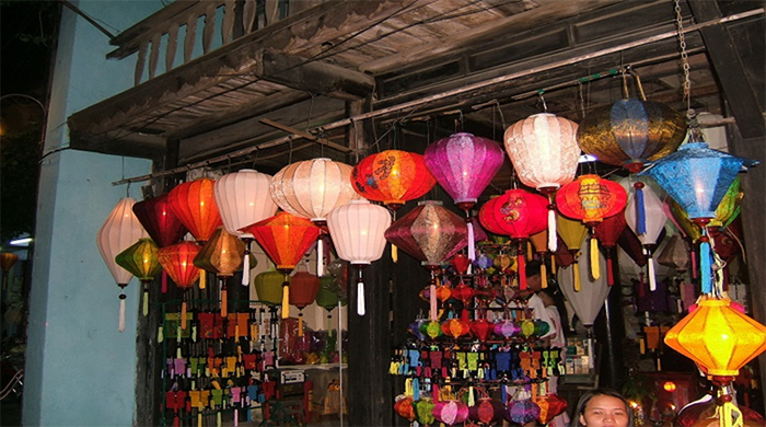 Hình ảnh đèn lồng Long Vỹ chất lượng, đa dạng mẫu mã Hình ảnh đèn lồng Long Vỹ chất lượng, đa dạng mẫu mã
