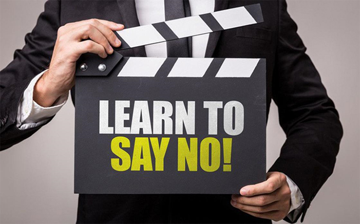 Bạn có thể suy nghĩ về vấn đề nhờ vả trước khi trả lời từ chối Bạn có thể suy nghĩ về vấn đề nhờ vả trước khi trả lời từ chối