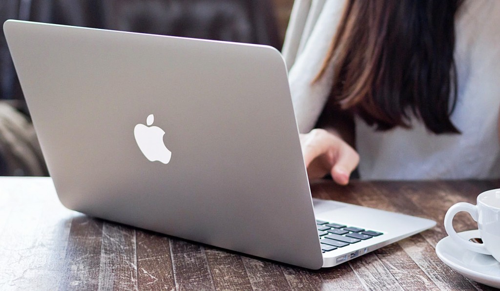 cau-hinh-macbook-air-2017-2 Macbook Air 2017 có thời lượng pin tốt