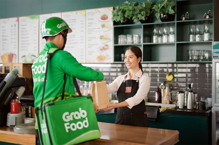 GrabFood là dịch vụ giao hàng ăn nhanh đến khách hàng