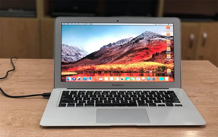 Cấu hình macbook air 2013 cho phép máy hoạt động một cách êm mượt nhất Cấu hình macbook air 2013 cho phép máy hoạt động một cách êm mượt nhất