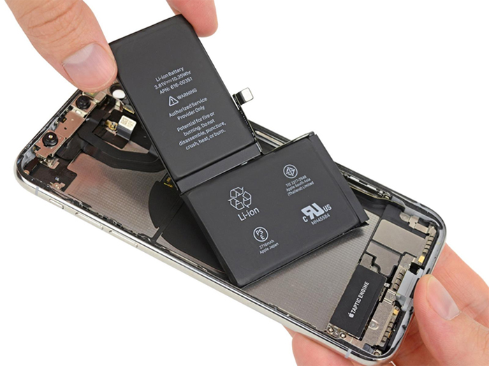 Pin hết tuổi thọ cần thay mới để giúp iPhone nhận sạc tốt hơn Pin hết tuổi thọ cần thay mới để giúp iPhone nhận sạc tốt hơn