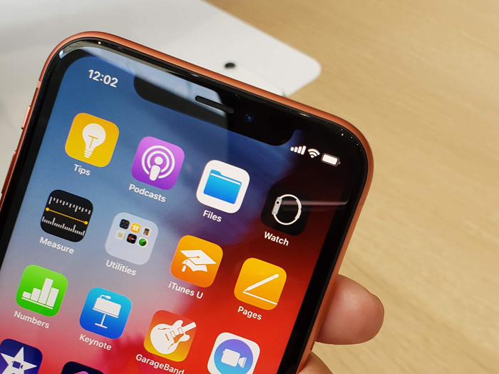 iPhone XR có công nghệ màn hình IPS LCD với độ phân giải chỉ dừng lại là HD+ iPhone XR có công nghệ màn hình IPS LCD với độ phân giải chỉ dừng lại là HD+