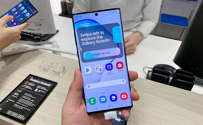 Samsung Galaxy Note 10 Plus nổi bật với pin khủng và thiết kế đẹp toàn diện Samsung Galaxy Note 10 Plus nổi bật với pin khủng và thiết kế đẹp toàn diện