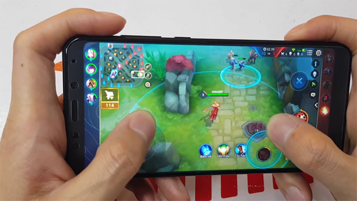 Chơi game Liên quân thỏa thích trên điện thoại Xiaomi Redmi 5 Plus Chơi game Liên quân thỏa thích trên điện thoại Xiaomi Redmi 5 Plus