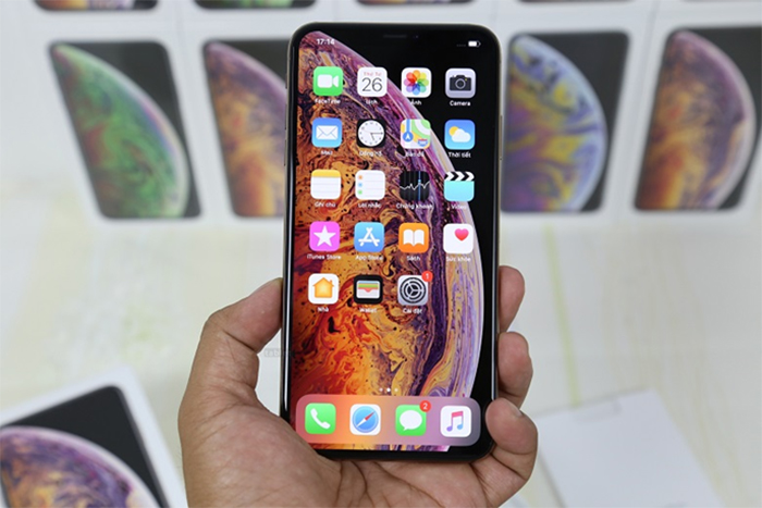 Với mức giá khoảng 10 triệu thì iPhone XS cũ rất đáng mua ở thời điểm hiện tại Với mức giá khoảng 10 triệu thì iPhone XS cũ rất đáng mua ở thời điểm hiện tại