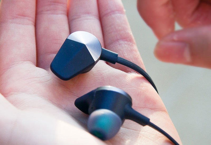 Tai nghe bluetooth nào tốt, đáng giá nhất hiện nay? Tai nghe bluetooth nào tốt nhất