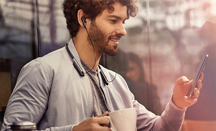 ai nghe Samsung U Flex tạo sự thanh lịch, sang trọng cho người sử dụng ai nghe Samsung U Flex tạo sự thanh lịch, sang trọng cho người sử dụng