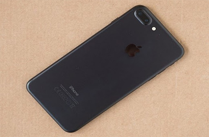 iPhone 7 Plus cũ sở hữu con chip Apple A10 Fusion và RAM 3GB.