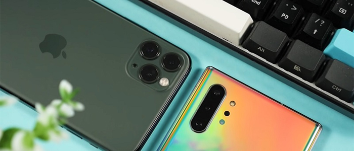 Cả hai thiết bị đều là những camera phone hàng đầu thế giới hiện tại Cả hai thiết bị đều là những camera phone hàng đầu thế giới hiện tại