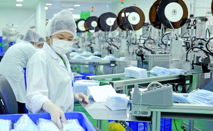 Tuyển công nhân làm khẩu trang tại xưởng, công ty
