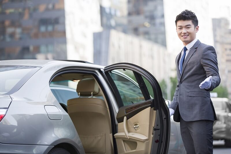 Tuyển lái xe riêng TPHCM cho các sếp cơ quan nhà nước