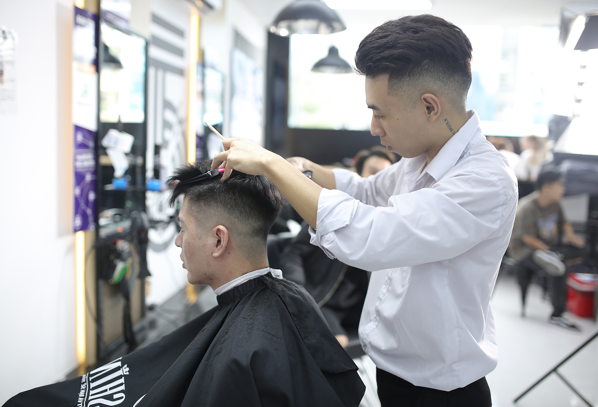Tuyển Thợ cắt tóc không yêu cầu kinh nghiệm lương thợ cắt tóc nam nữ   Joboko