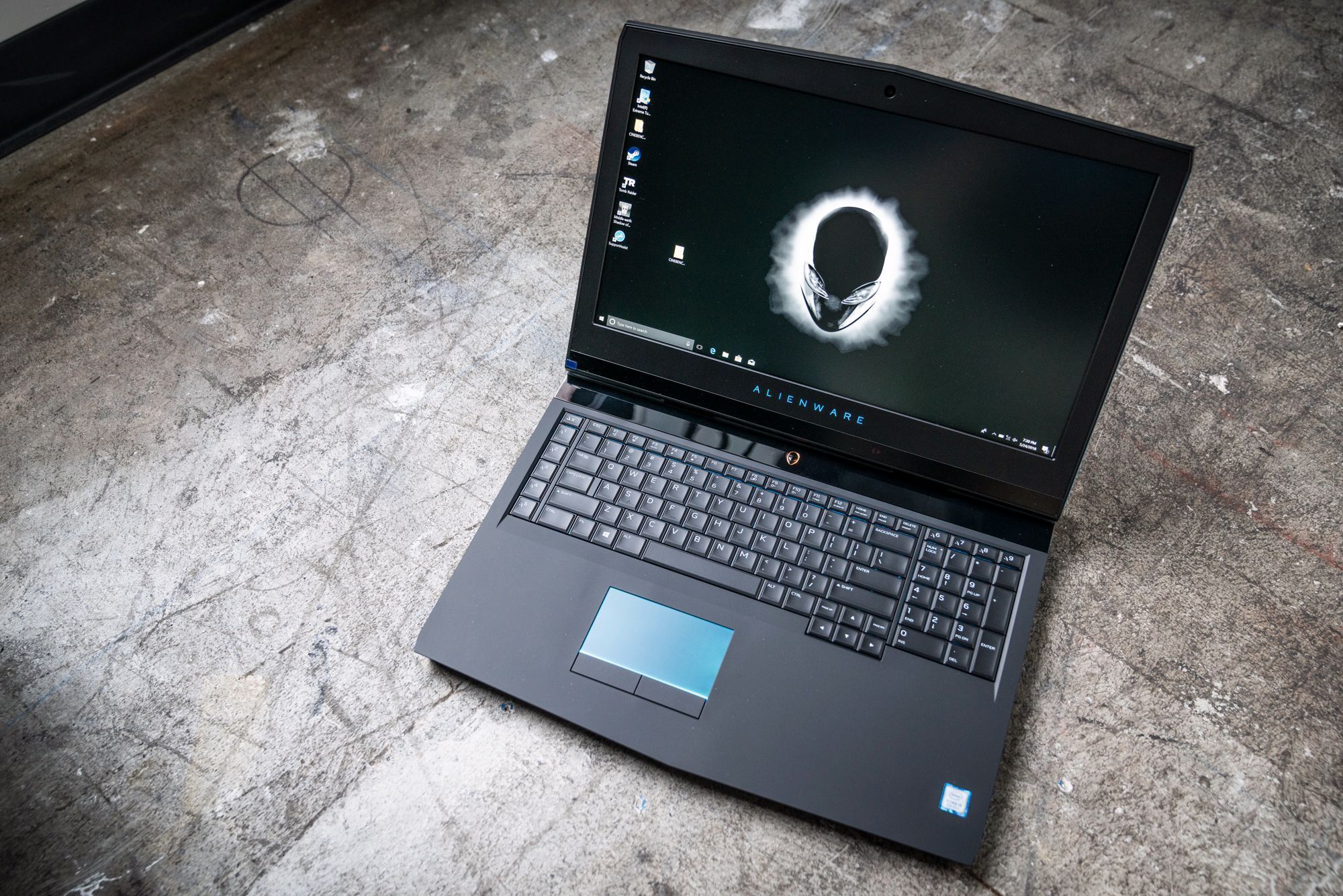 Mua Bán Laptop Dell Alienware Gaming Cũ, Mới 99%, Giá Rẻ Toàn quốc