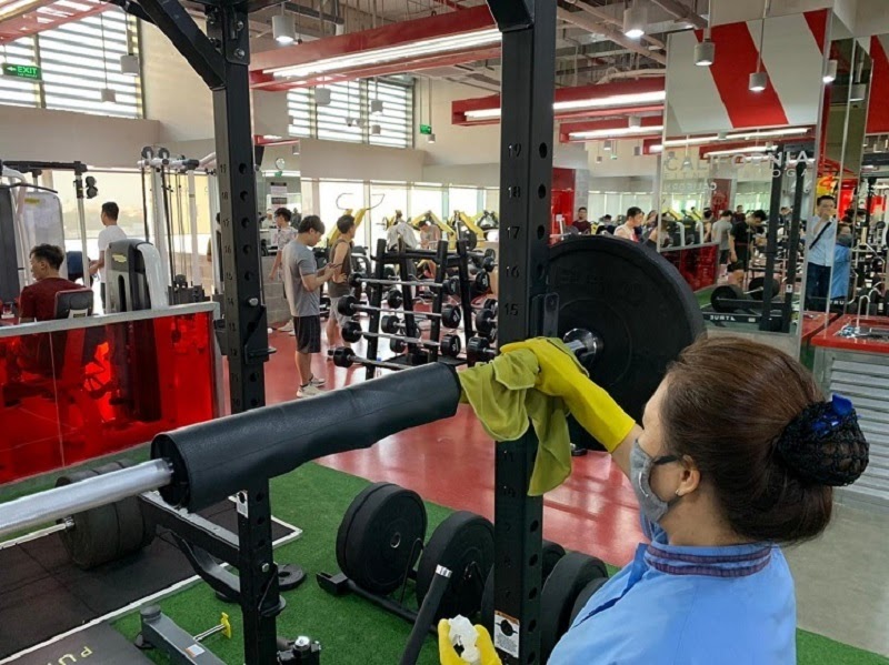 Nhân viên tạp vụ phòng Gym