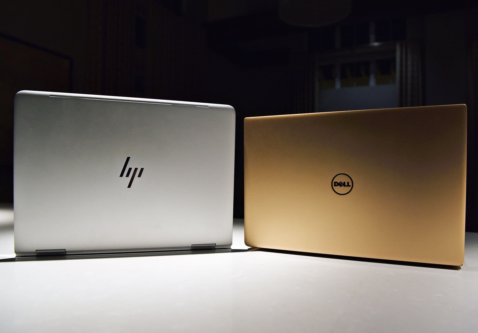 So sánh Dell và HP: Thương hiệu laptop nào đáng đầu tư?