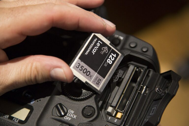 Cách khôi phục thẻ nhớ máy ảnh bị format từ A tới Z