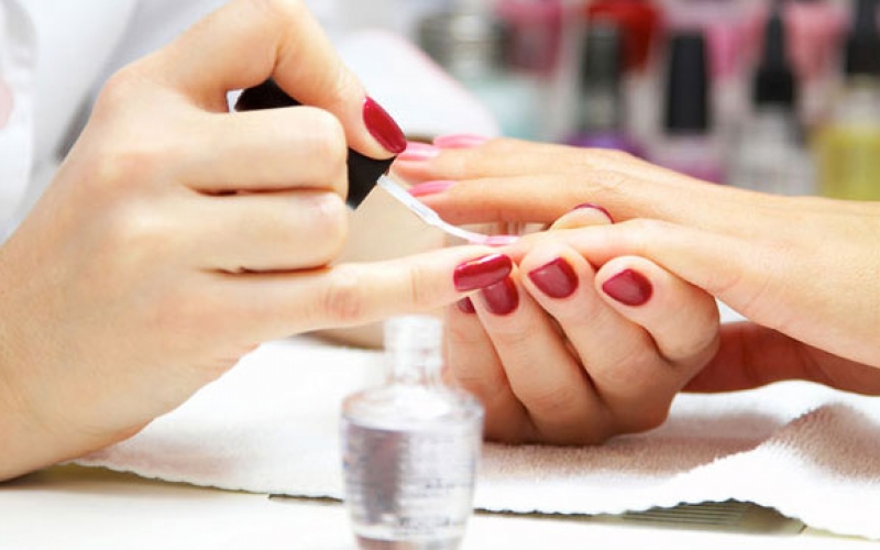 Học làm nail cơ bản cần những gì?