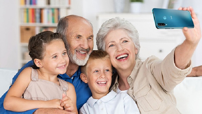 điện thoại cho người lớn tuổi