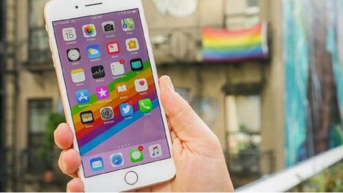 Thay màn hình iPhone 8 Plus chính hãng, giá rẻ nhất ở đâu?