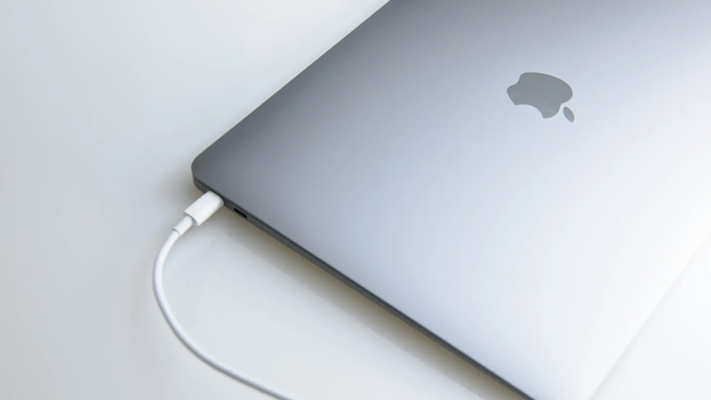 Macbook sạc không vào pin