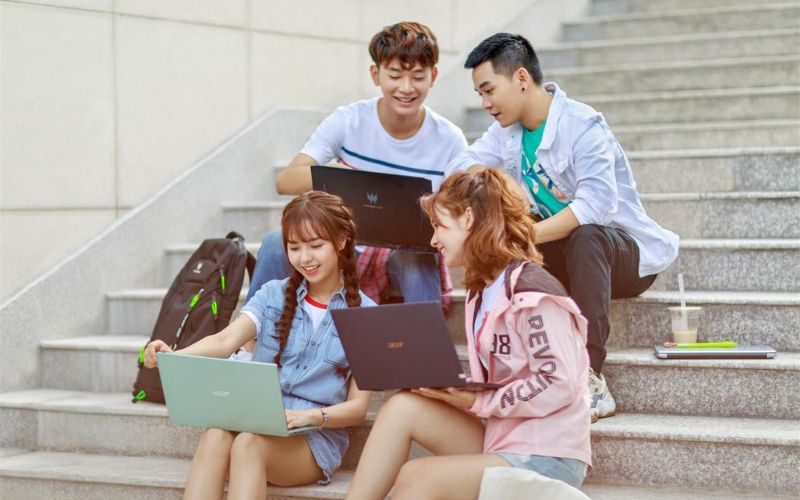 Những mẫu Laptop dưới 15 triệu cho sinh viên