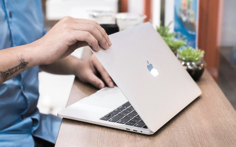 Khởi động chức năng SMC để khắc phục tình trạng đang gặp phải.