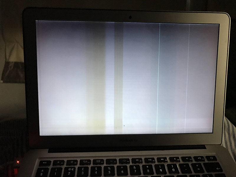 Macbook bị lỗi màn hình