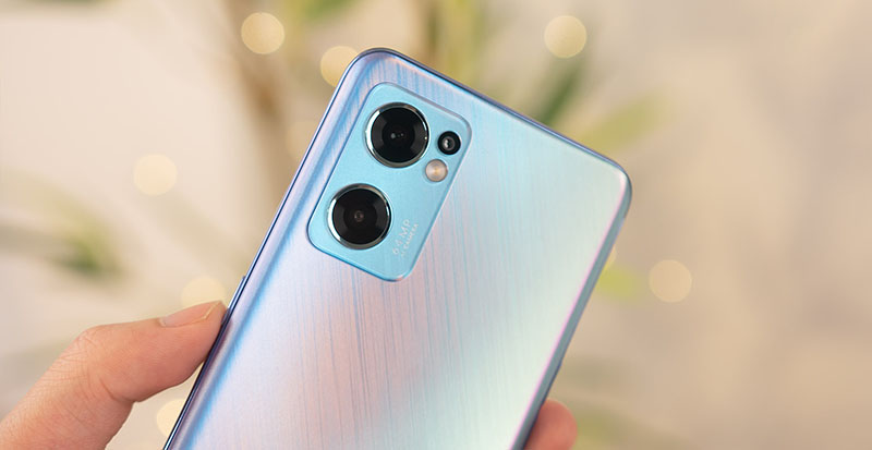 Đánh giá OPPO Reno7