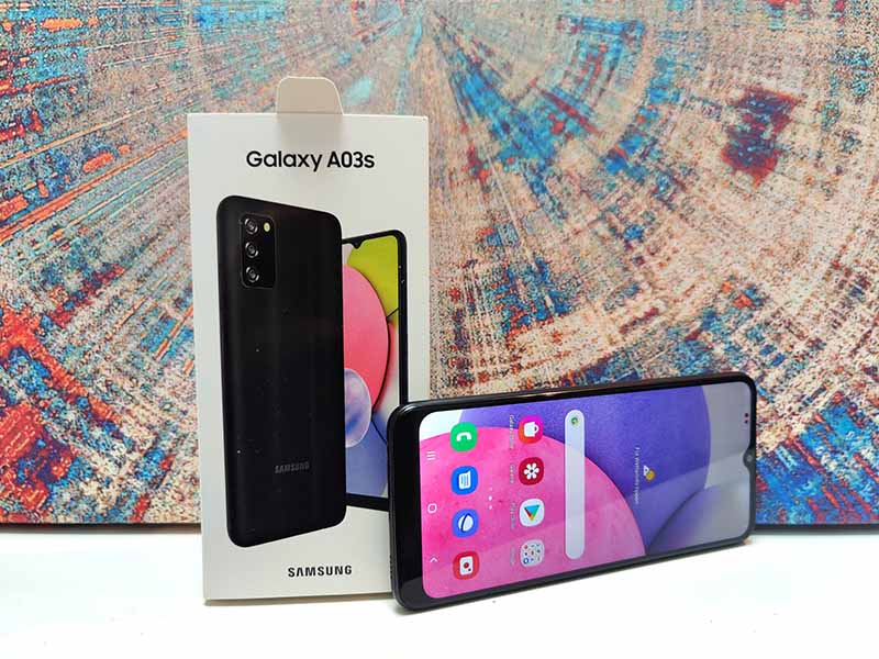 Samsung Galaxy A03s có giá dao động khoảng 3 triệu đồng.