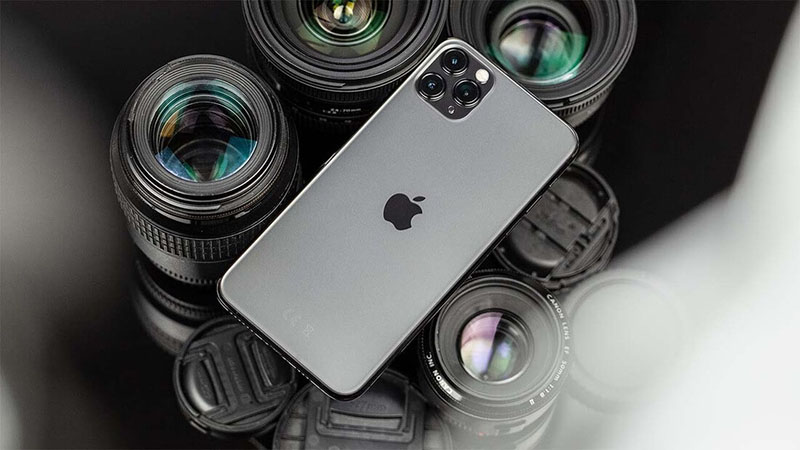 Camera iPhone 11 Pro Max và 14 Pro Max có cấu hình tương đương một chiếc máy ảnh chuyên nghiệp