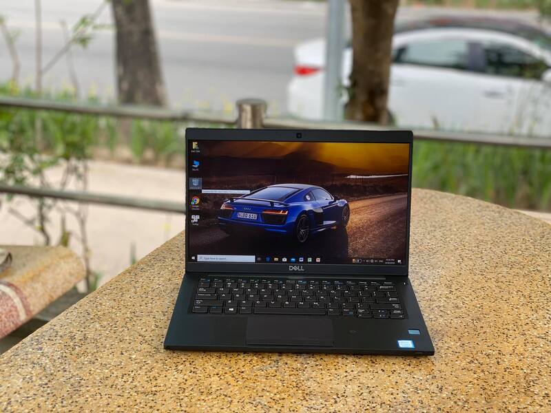 Thiết kế đơn giản, nhỏ gọn nhưng sang trọng của laptop Dell Latitude 7390