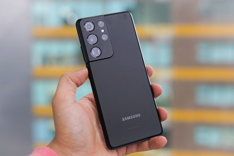 S21 Ultra sở hữu cụm camera siêu khủng với khả năng zoom 100x