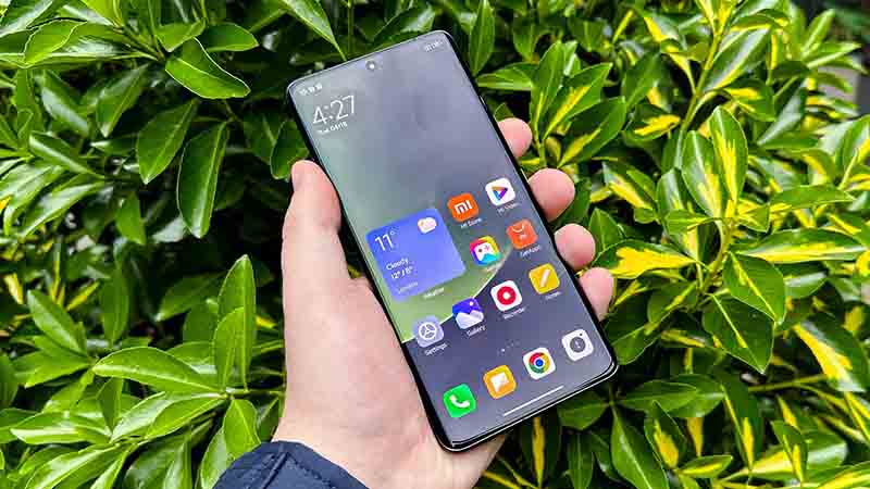 Hình ảnh trên Xiaomi 13 Ultra với màn hình AMOLED