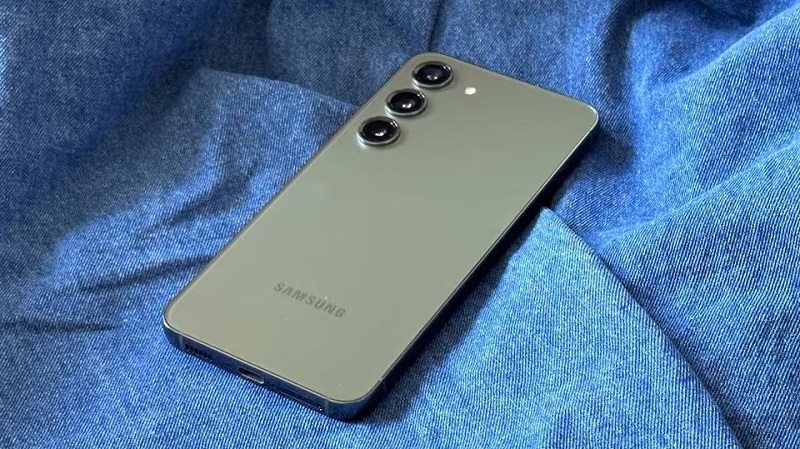 Samsung Galaxy S23 nằm trong top điện thoại màn hình 6 inch giá rẻ được ưa chuộng nhất thị trường
