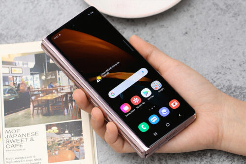 Thiết kế sang trọng, cao cấp của Galaxy Z Fold2