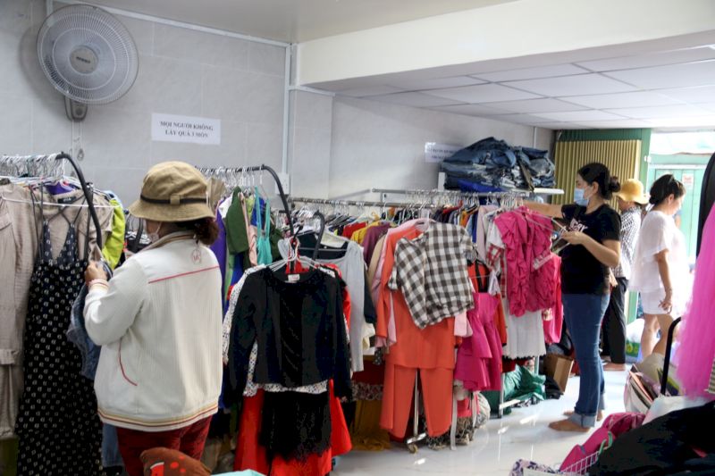 Địa điểm nhận, cho quần áo cũ tại quận 8 Hồ Chí Minh