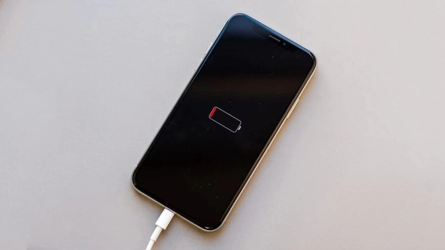 Một số iPhone cũ xuất hiện tình trạng chai pin đáng kể