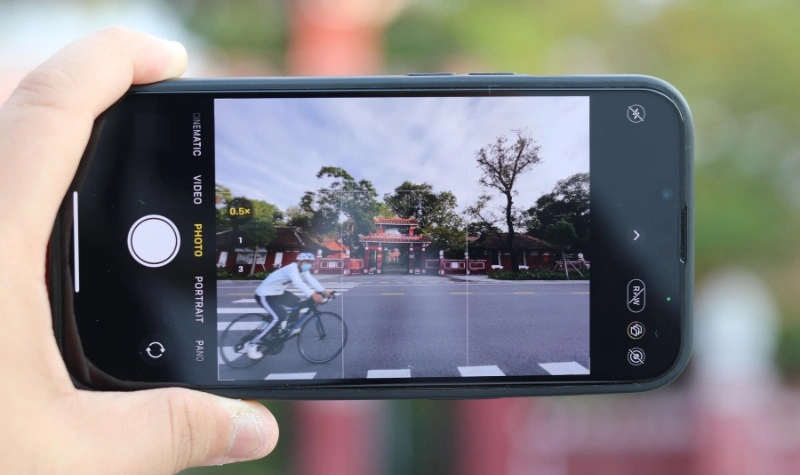 So sánh iphone 13 pro và 13 pro max về khả năng chụp ảnh